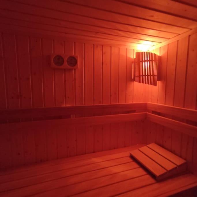 Slusarnia-domek Z Sauna Nad Jeziorem, Kaszuby Holiday home