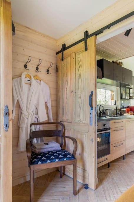 Holiday home Slusarnia-domek Z Sauna Nad Jeziorem, Kaszuby